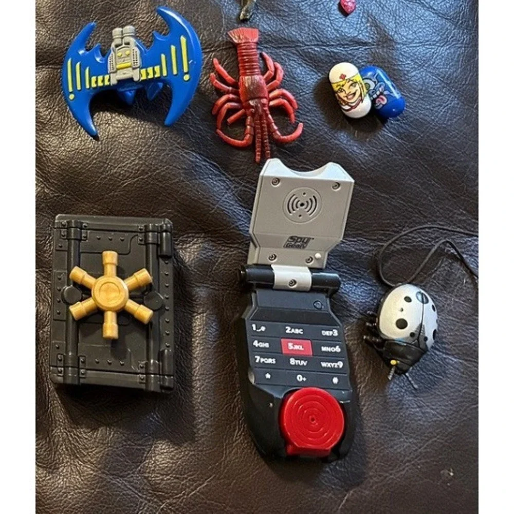 Lot of 25+ Random Toys & Figures – Animals, Gadgets, Miniatures & More